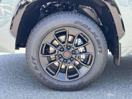 2025 Toyota Tundra Platinum
