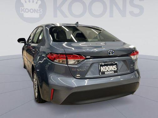 2025 Toyota Corolla Hybrid LE