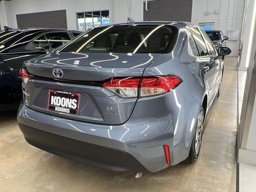 2025 Toyota Corolla Hybrid LE