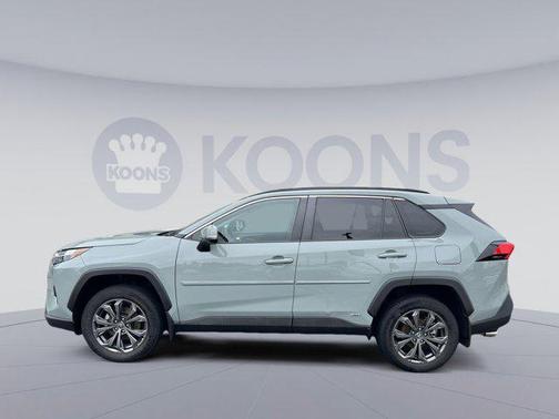 2022 Toyota RAV4 Hybrid XLE Premium