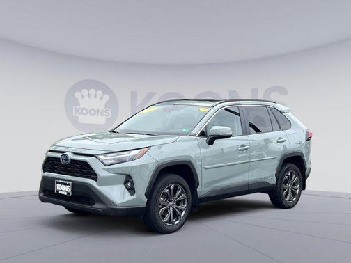 2022 Toyota RAV4 Hybrid XLE Premium