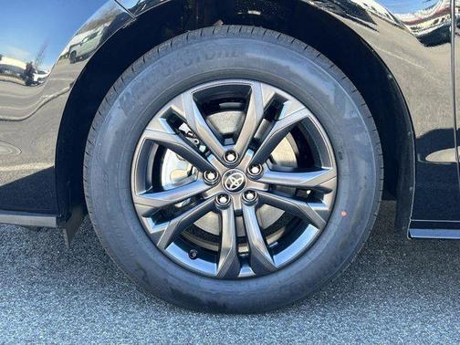 Midnight Black Metallic 2026 Toyota Sienna XSE 7 Passenger