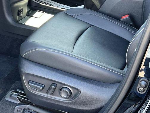 Midnight Black Metallic 2026 Toyota Sienna XSE 7 Passenger