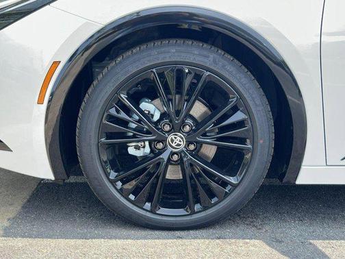 2025 Toyota Prius L