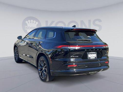 2025 Toyota Crown Signia Limited