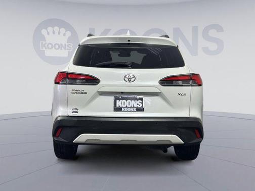 2023 Toyota Corolla Cross XLE