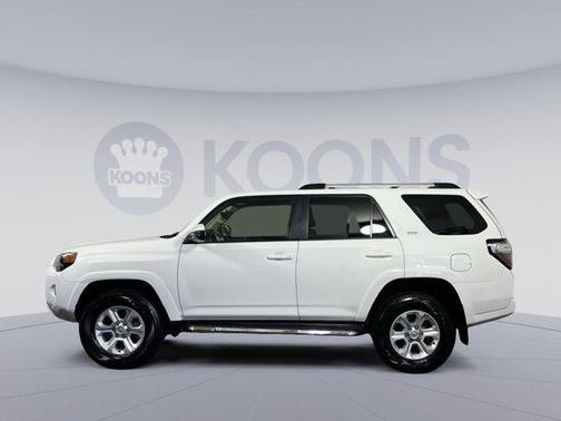 2022 Toyota 4Runner SR5