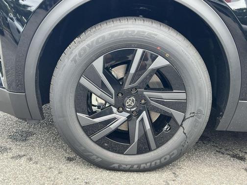 Midnight Black Metallic 2026 Toyota C-HR SE