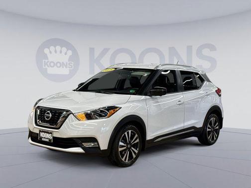 Aspen White 2018 Nissan Kicks SR