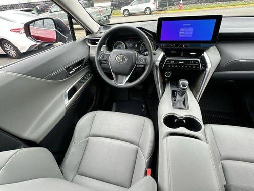 2023 Toyota Venza XLE