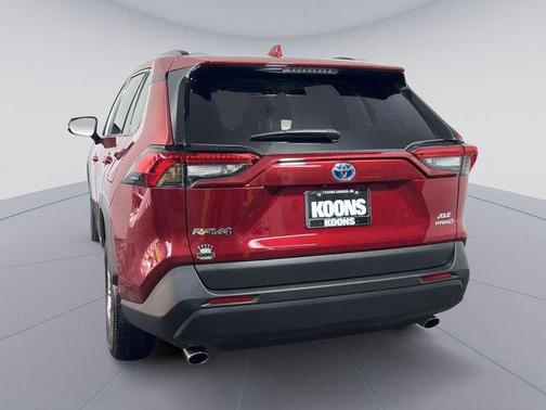 2024 Toyota RAV4 Hybrid XLE