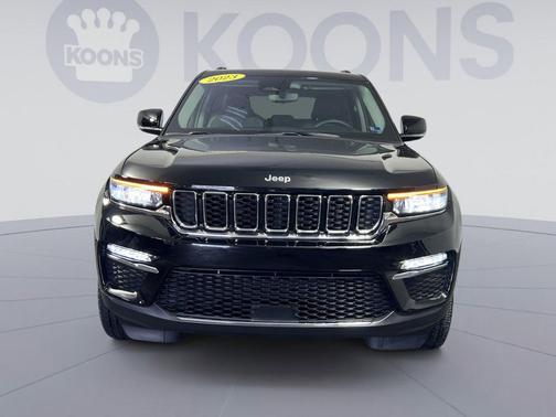 Diamond Black Crystal Pearlcoat 2023 Jeep Grand Cherokee Limited
