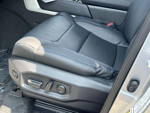 2025 Toyota Tundra Platinum