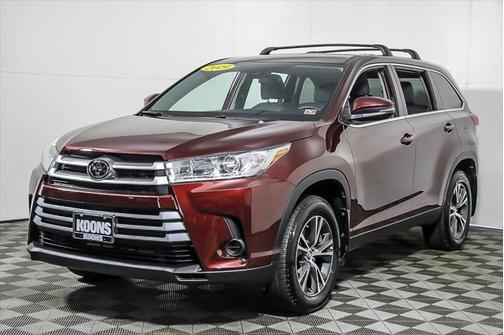2019 Toyota Highlander LE