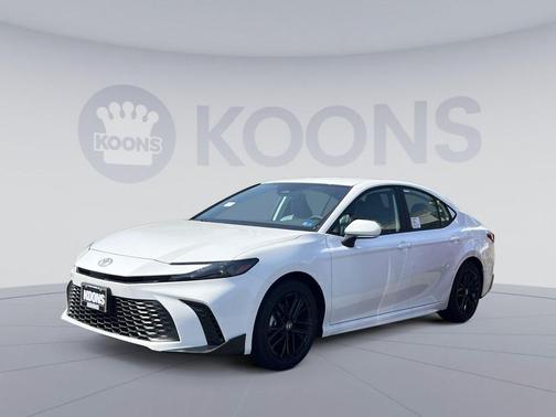 Ice Cap 2026 Toyota Camry SE
