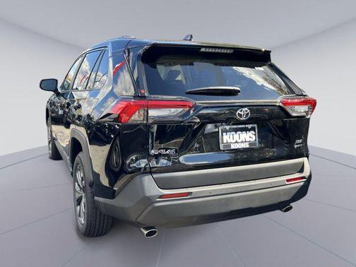 2025 Toyota RAV4 Hybrid XLE Premium