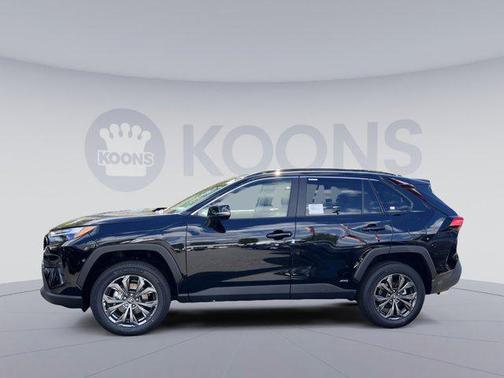 2025 Toyota RAV4 Hybrid XLE Premium