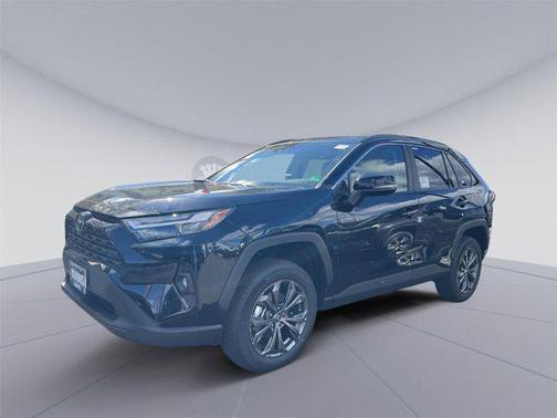 2025 Toyota RAV4 Hybrid XLE Premium