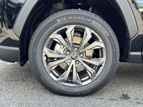 2025 Toyota RAV4 Hybrid XLE Premium