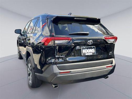 2025 Toyota RAV4 Hybrid XLE Premium