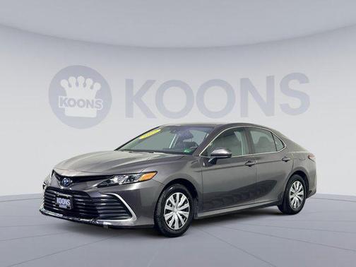2022 Toyota Camry LE