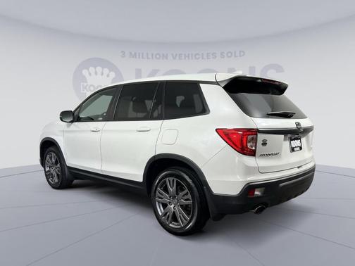 Photo 3 of 25 of 2019 Honda Passport EX-L
