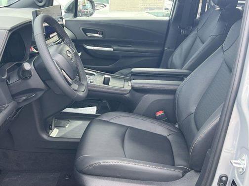 2025 Toyota Sienna Woodland Edition