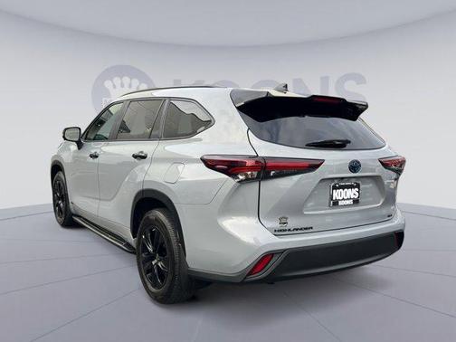 2024 Toyota Highlander Hybrid XLE