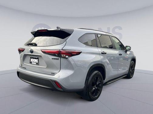 2024 Toyota Highlander Hybrid XLE