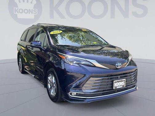 2024 Toyota Sienna Platinum 7 Passenger