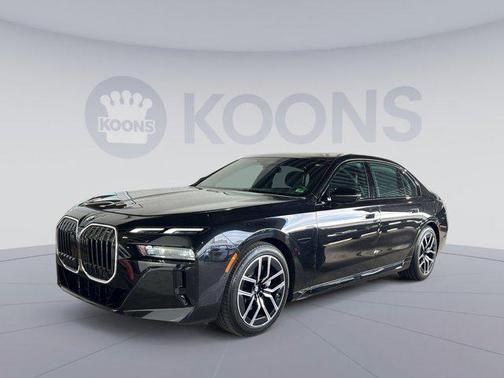 2024 BMW 740 i