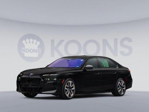 2024 BMW 740 i