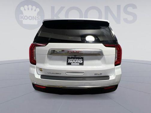 2022 GMC Yukon XL SLT