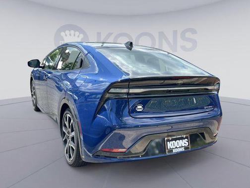 2025 Toyota Prius L