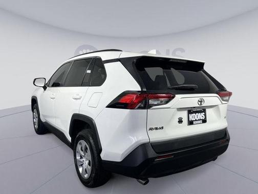 Super White 2020 Toyota RAV4 LE