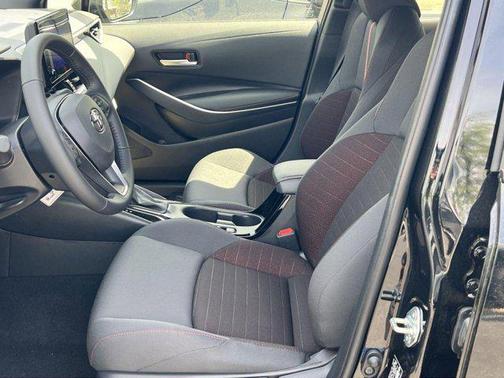 2025 Toyota Corolla Hybrid SE