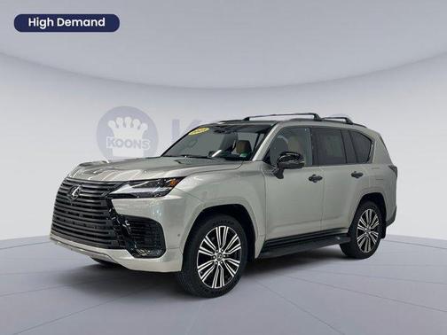 2025 Lexus LX 700h Luxury