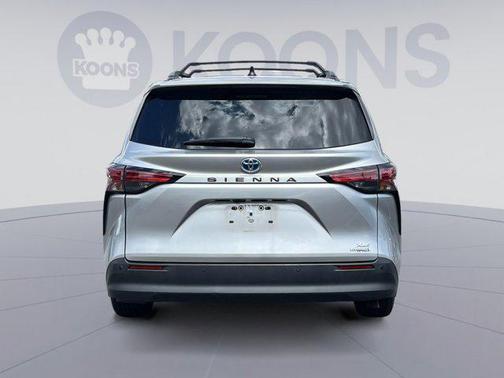 2021 Toyota Sienna XLE 7 Passenger