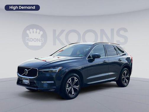 2022 Volvo XC60 Momentum