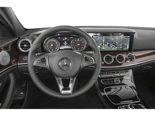 2017 Mercedes-Benz E-Class 4MATIC
