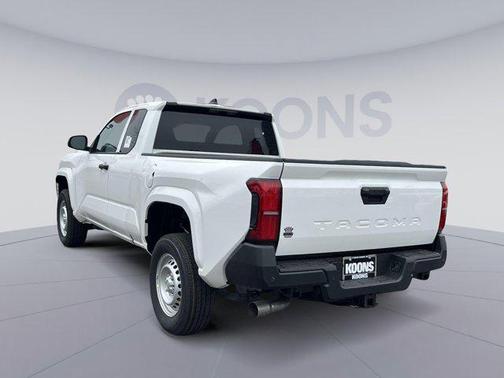 2025 Toyota Tacoma SR