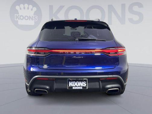 2024 Porsche Macan Base