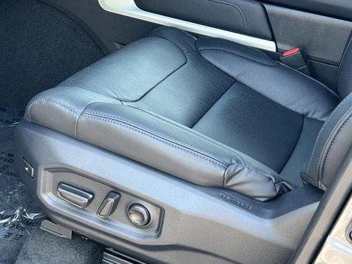 2025 Toyota Sequoia Platinum