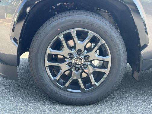 2025 Toyota Sequoia Platinum