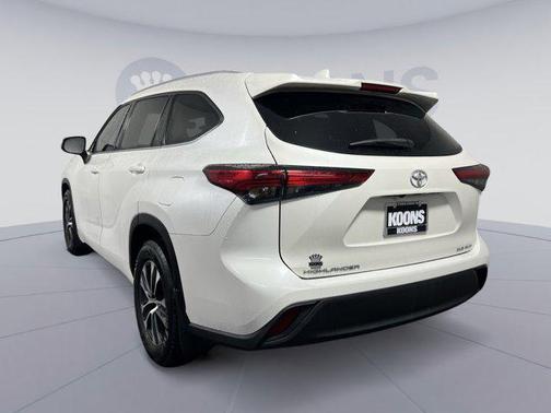 2021 Toyota Highlander XLE