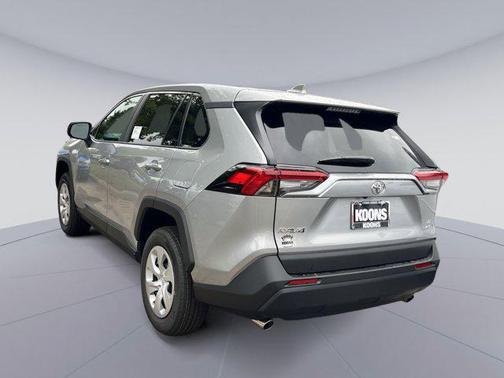 2025 Toyota RAV4 LE
