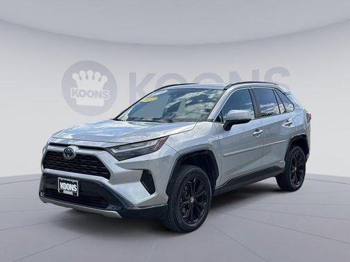 2022 Toyota RAV4 Hybrid SE