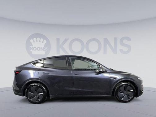 2026 Tesla Model Y Long Range Dual Motor All-Wheel Drive