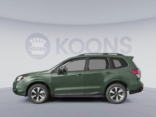 Jasmine Green Metallic 2017 Subaru Forester 2.5i Premium