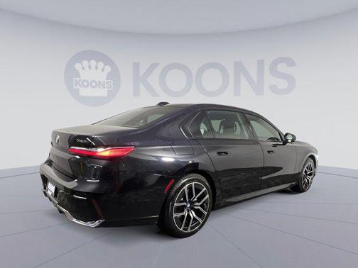 2024 BMW 740 i xDrive